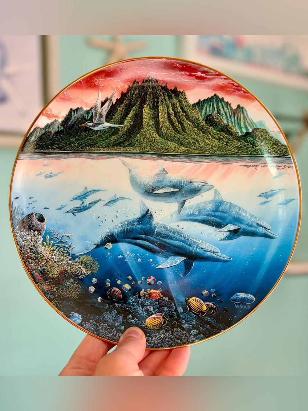 Vintage Vibrant Dolphins Nautical Mountain Hawaiian Muses Danbury Mint Plate